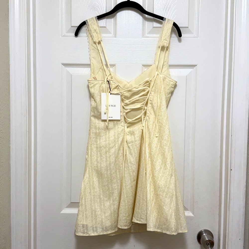 NWT LOUNGE Corset Back Mini Dress in Lemon Floral - Picture 9 of 12